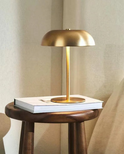 Mushroom table lamp