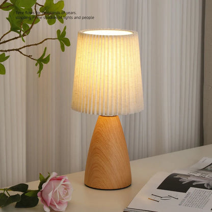 Vintage Pleated Table Lamp – USB Powered Dimmable