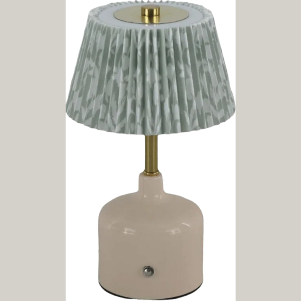 minimalist pleated desk lamp