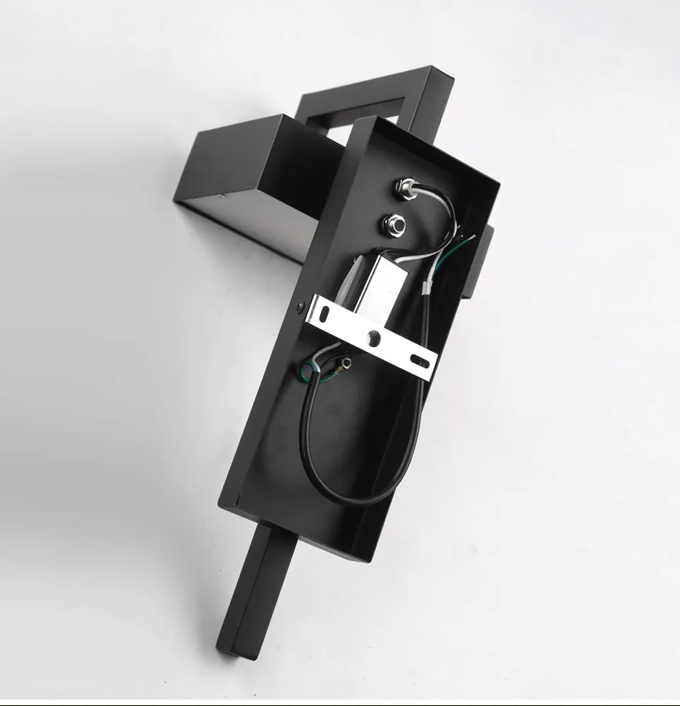 Verthara Premium Black Stainless Steel Outdoor Wall Light