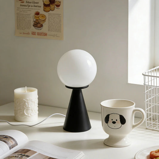 Contrast Sphere Glass Table Lamp – USB Powered Dimmable