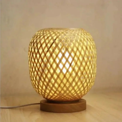 Vintage Rattan Table Lamp