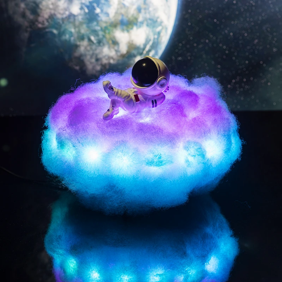 Astronaut Cloud Light - Color Changing LED - Remote Control - USB Powered - 20 cm Diameter