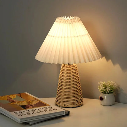 Vintage Rattan Table Lamp – USB Powered Dimmable
