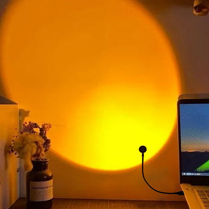 Sunset Projector Lamp - Portable Relaxing Light - 7 Colors & Modes - USB-Powered LED Bulb - Versatile Home Decor