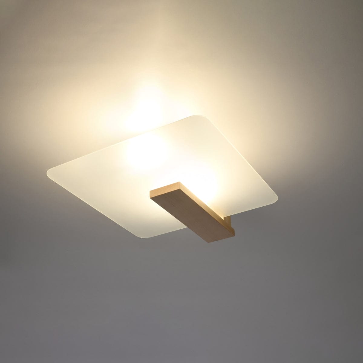 Sollux Lighting LAPPO Natural Wood Ceiling Lamp - Scandinavian Design - Matte Glass Shade - E27 Bulb Compatible - Easy Cleaning - Warm Ambient Lighting
