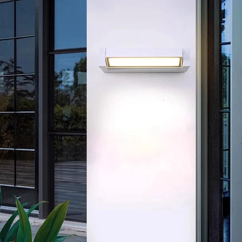 Verthara Adjustable Outdoor Wall Lamp, Waterproof Aluminum Exterior Lighting Fixture for Garden and Patio, Modern Outdoor Wall Lights