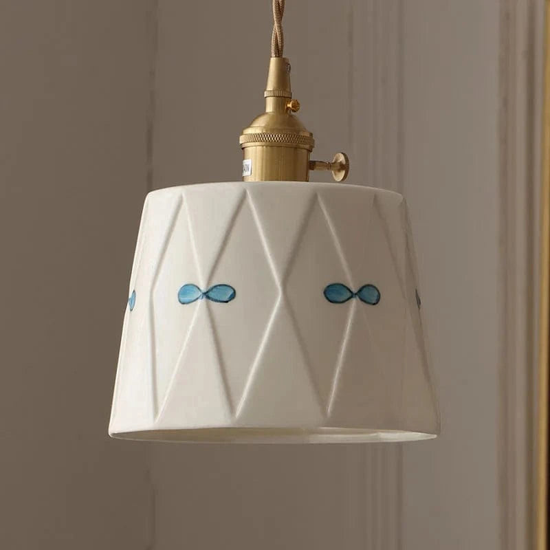 Verthara Japanese Retro Ceramic Chandelier Light with Brass Glaze – Elegant Lighting for Bedroom and Dining Spaces B