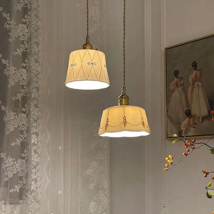 Verthara Japanese Retro Ceramic Chandelier Light with Brass Glaze – Elegant Lighting for Bedroom and Dining Spaces