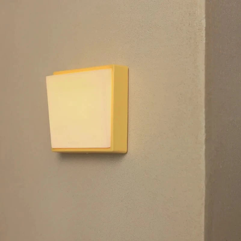 Verthara LED Bedside Table Lamp with Magnetic Attraction – Modern Nightstand Lamp for Bedroom, Warm White Glow, USB Rechargeable Yellow