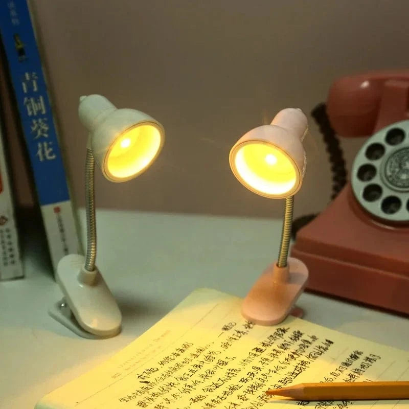 Verthara Mini LED Clip Desk Lamp – Rechargeable Battery Operated Small Table Lamp with Eye Protection for Reading and Study