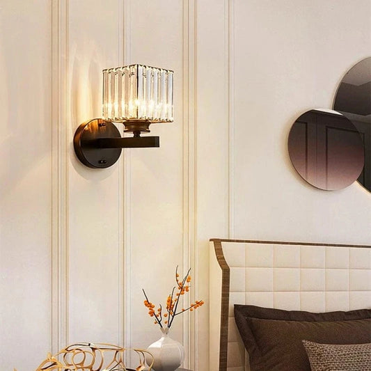 Verthara Modern LED Wall Light With Crystal Accents - Metal Construction - Adjustable Brightness - Nordic Style - Ideal For Living Room - Bedroom - Hallway