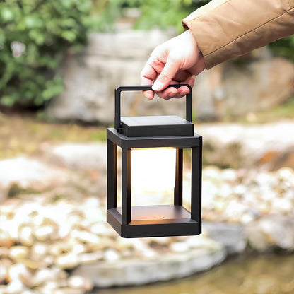 Verthara Outdoor Solar Lantern Light