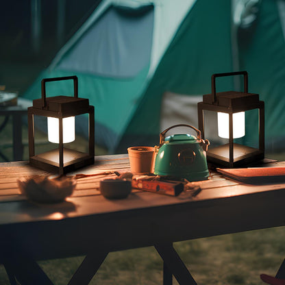 Verthara Outdoor Solar Lantern Light