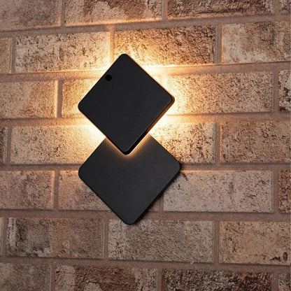 Verthara Premium 360° Rotating Square Outdoor Wall Light