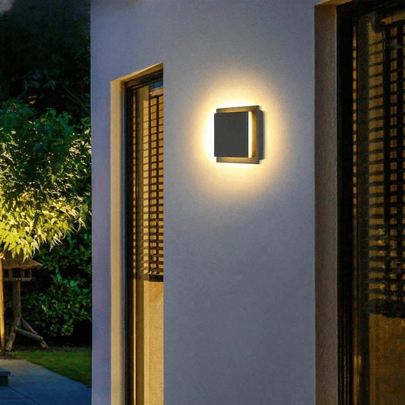 Verthara Premium 360° Rotating Square Outdoor Wall Light
