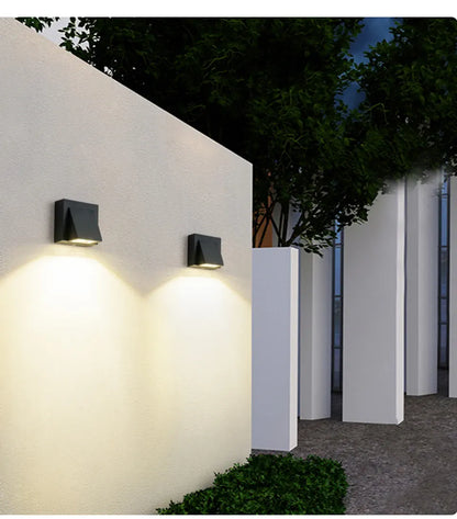 Verthara Premium Aluminium IP65 Outdoor Wall Light