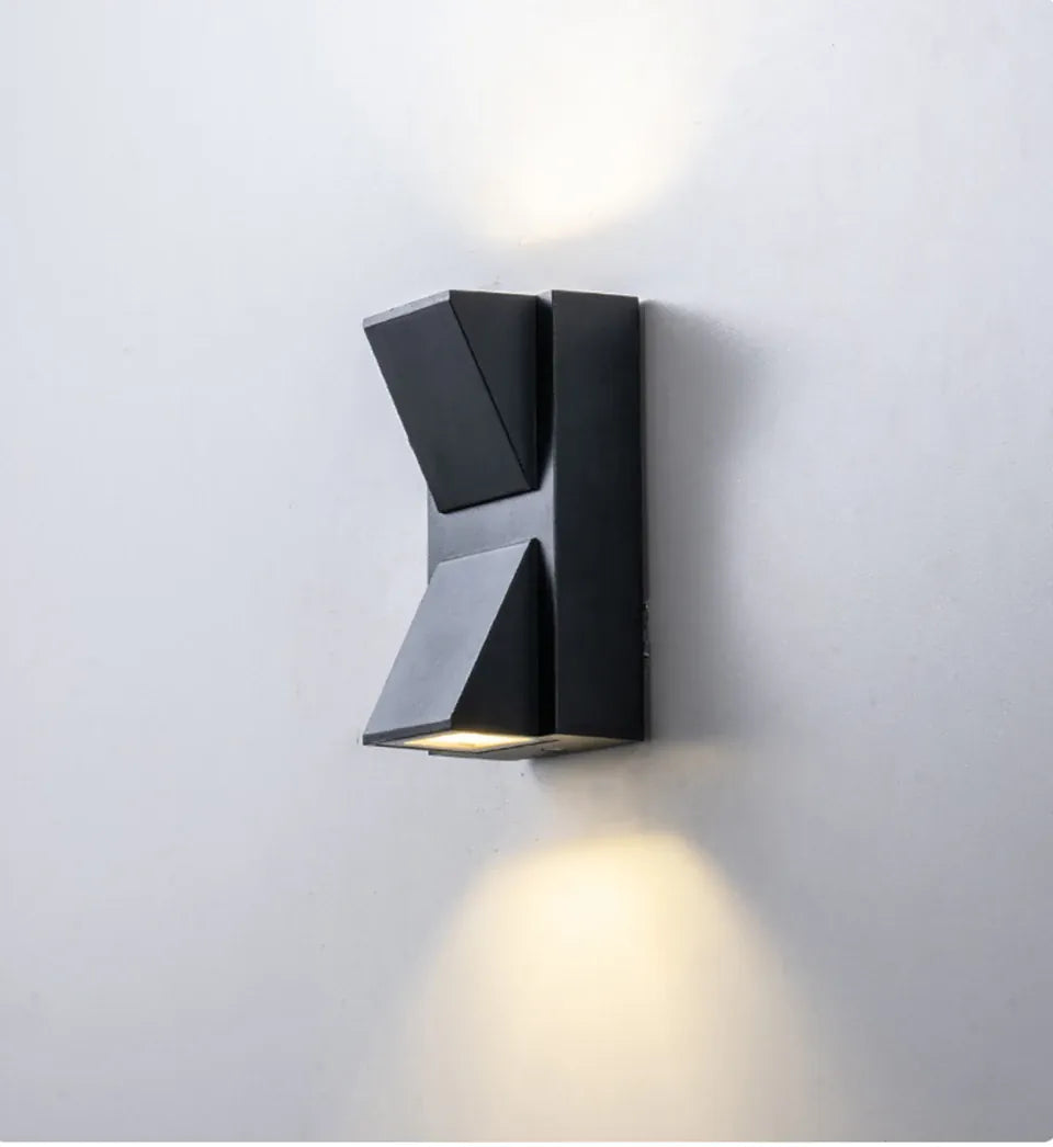 Verthara Premium Aluminium IP65 Outdoor Wall Light