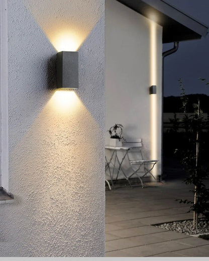 Verthara Premium Aluminium Outdoor Corridor Wall Light