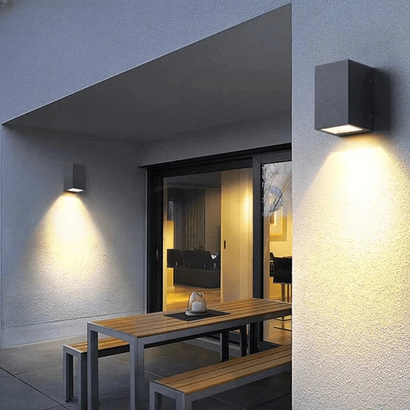 Verthara Premium Aluminium Outdoor Corridor Wall Light