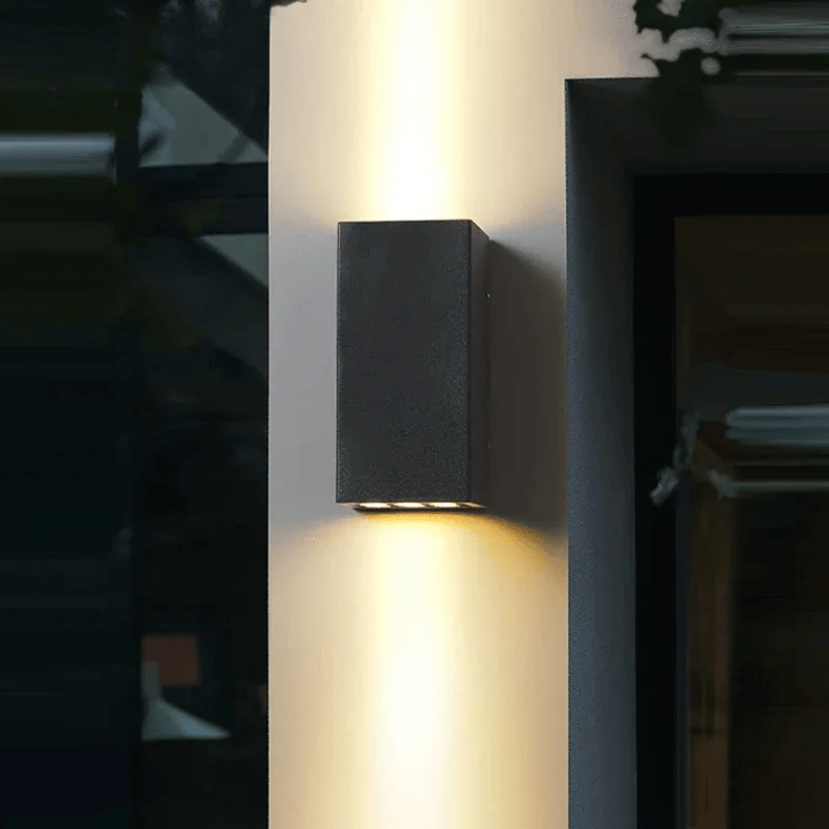 Verthara Premium Aluminium Outdoor Corridor Wall Light