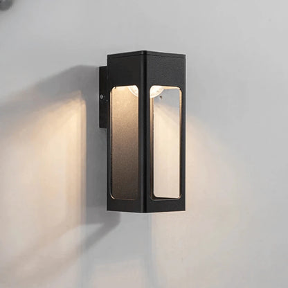 Verthara Premium Aluminium Outdoor Garden Wall Sconce