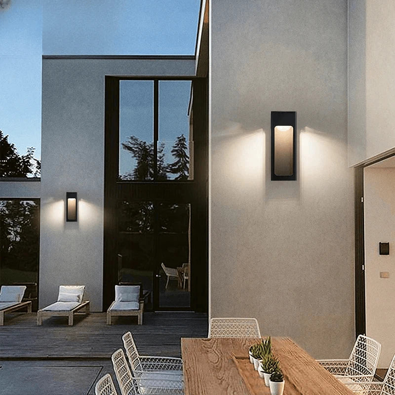 Verthara Premium Aluminium Outdoor Garden Wall Sconce