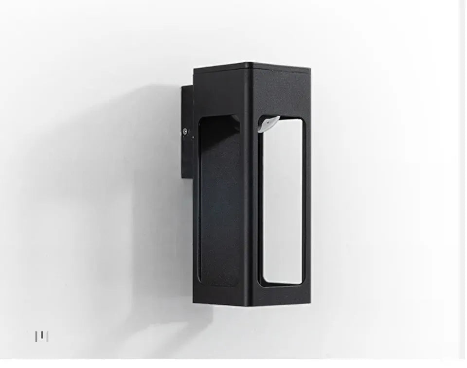 Verthara Premium Aluminium Outdoor Garden Wall Sconce