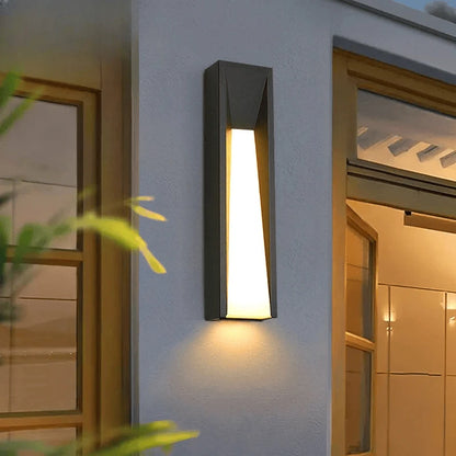 Verthara Premium Black Exterior Porch Wall Light