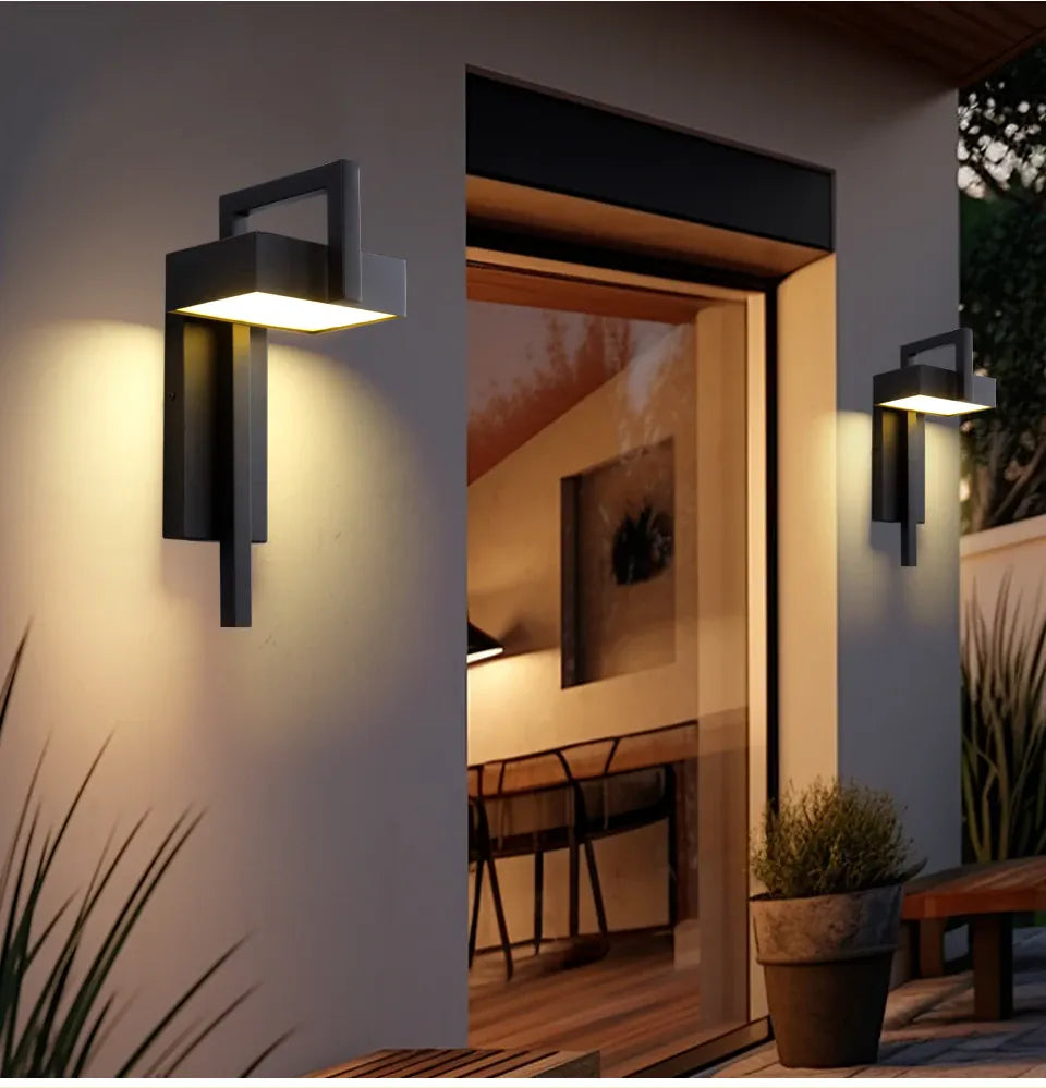Verthara Premium Black Stainless Steel Outdoor Wall Light
