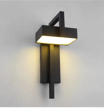 Verthara Premium Black Stainless Steel Outdoor Wall Light