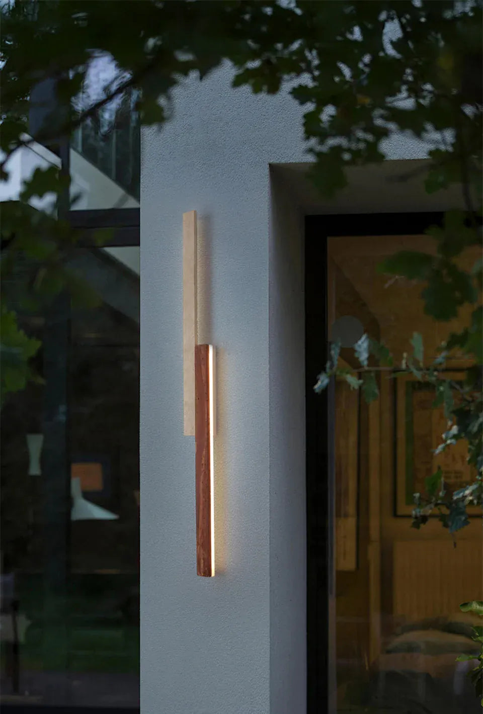 Verthara Premium Cave Stone Outdoor Linear Wall Light