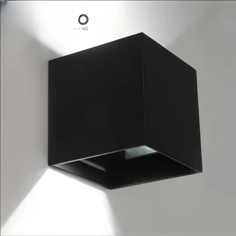 Verthara Premium Cube LED Outdoor Wall Light IP65 Adjustable