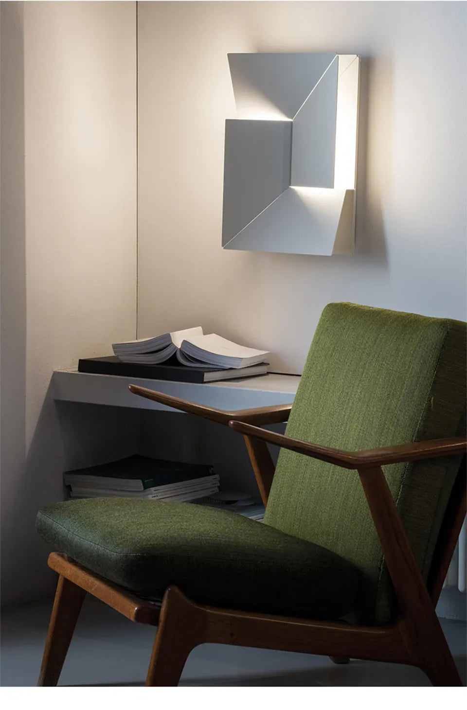 Verthara Premium Geometric Art Indoor Wall Light