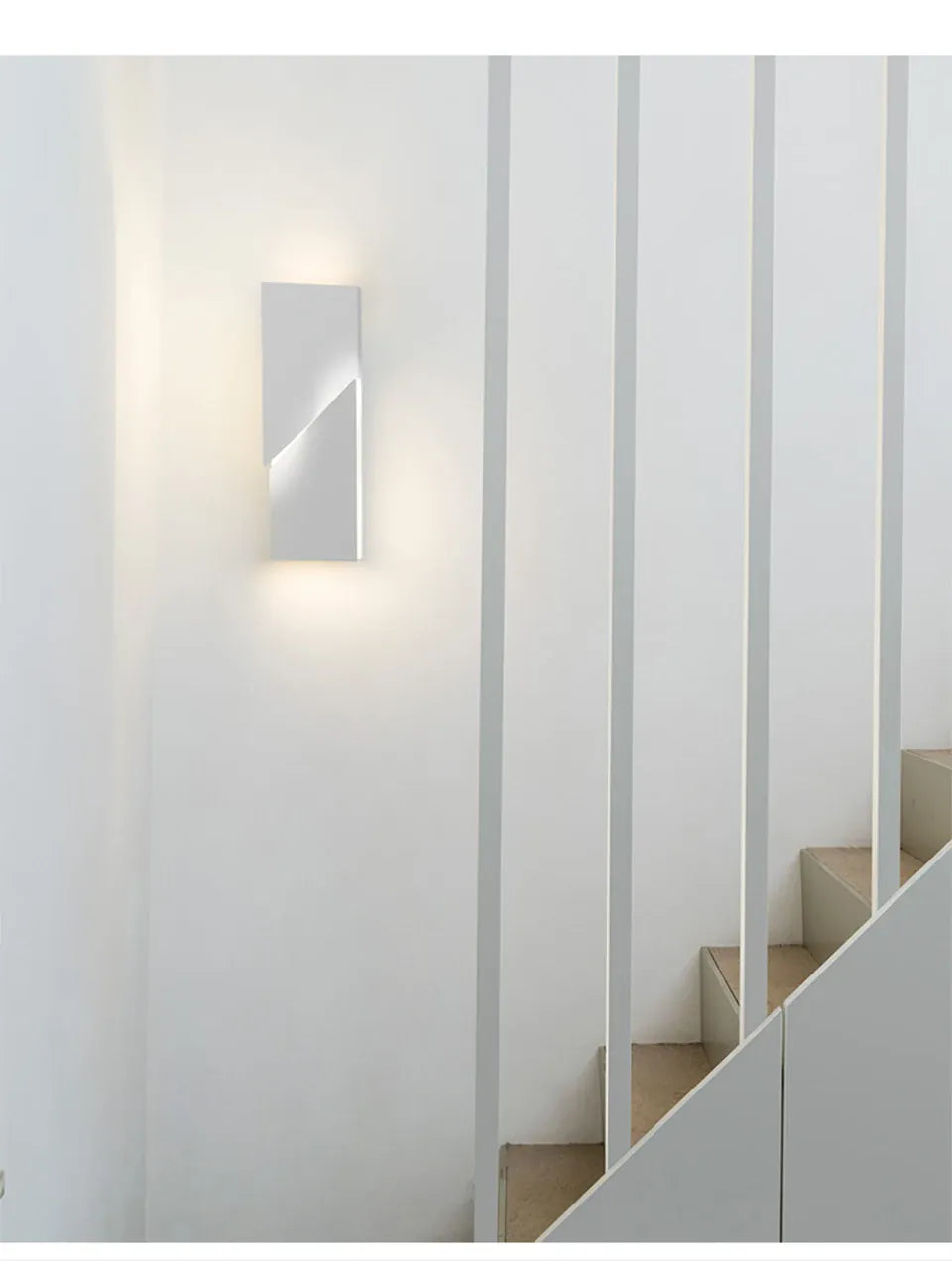 Verthara Premium Geometric Art Indoor Wall Light