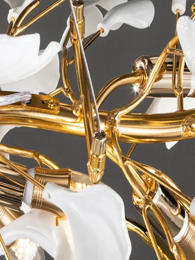 Verthara Premium Ginkgo Leaf Branch Chandelier