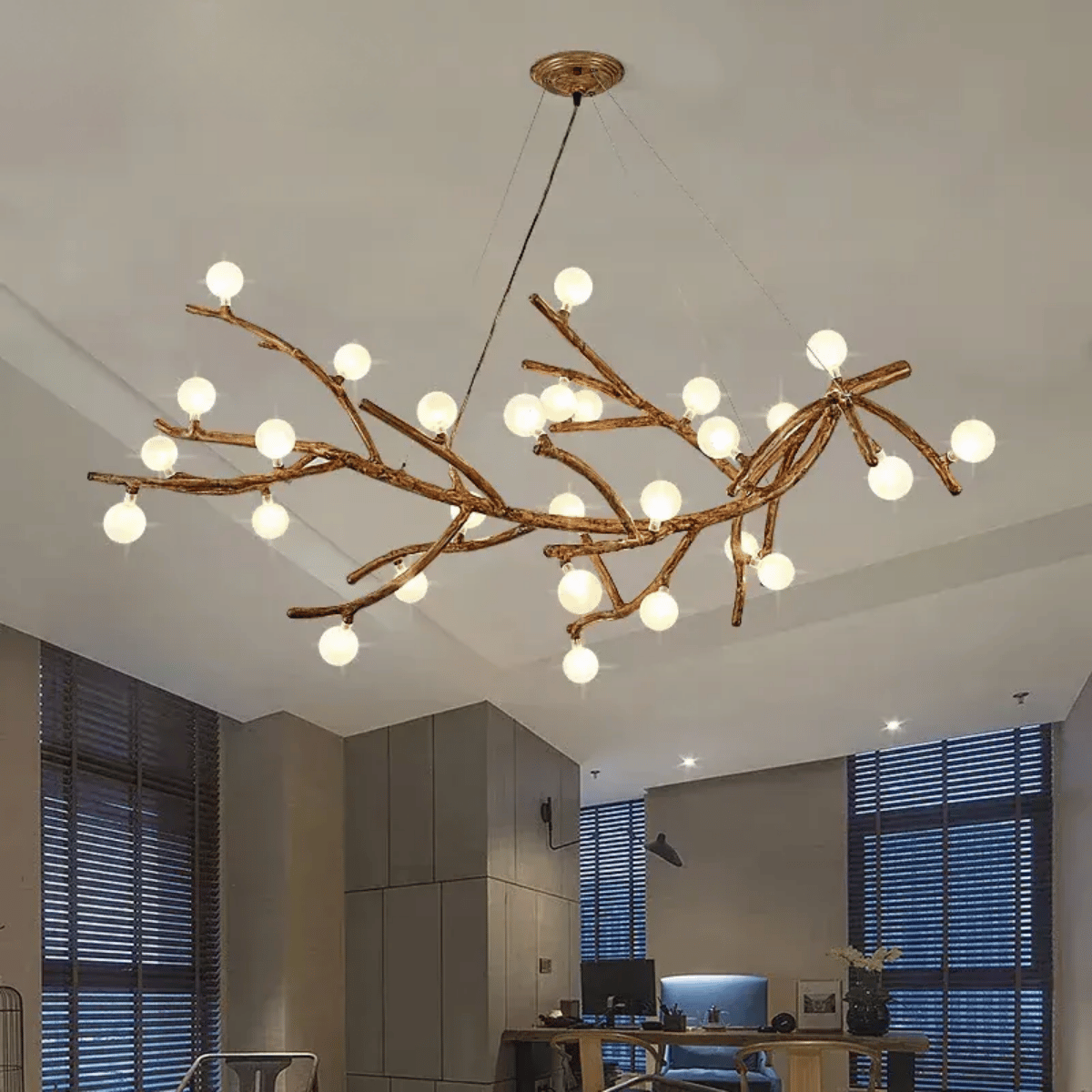Verthara Premium Handcrafted Ceiling Light - Retro Chandelier - Brown Antique Finish - Rustic Style - Ideal For Loft And Boutique Settings