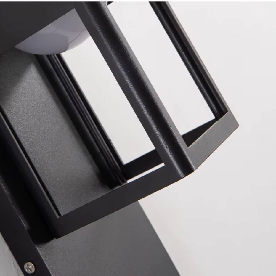 Verthara Premium IP67 Waterproof Outdoor Wall Light – Modern Aluminum Sconce for Garden and Exterior Use in Black and Bronze