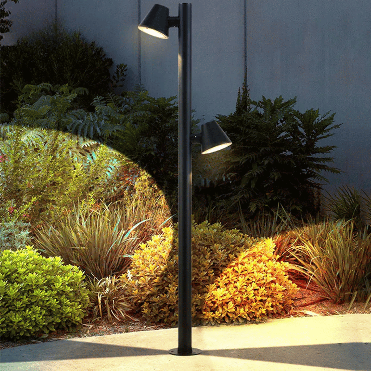Verthara Premium LED Garden Spotlight With Multi-Head Rotation – Waterproof - Adjustable Brightness - Durable Aluminium - Energy Efficient Outdoor Lighting A 120cm