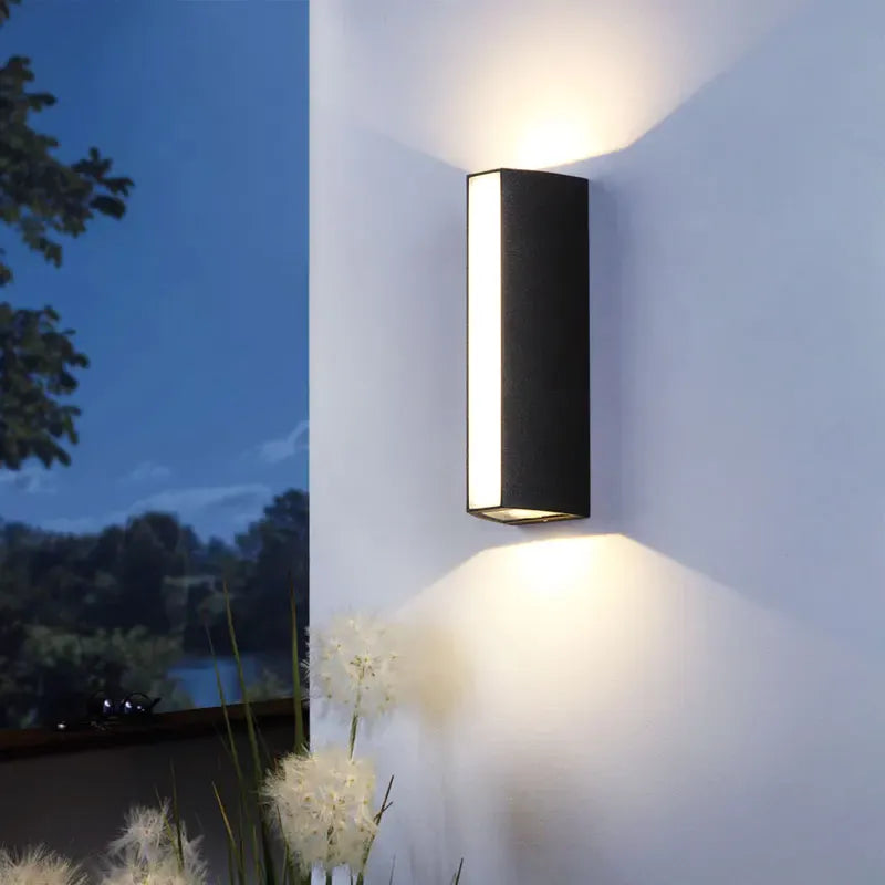 Verthara Premium LED Outdoor Wall Light - Modern Design - IP65 Waterproof - Aluminium - Black Finish - Energy Efficient - Suitable For Gardens And Porches