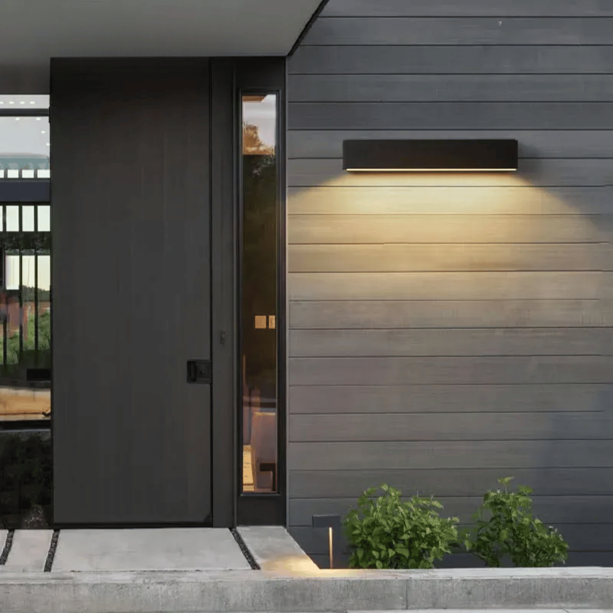 Verthara Premium LED Outdoor Wall Light Sconces - Wall-Mounted - IP65 Waterproof - Aluminium - Modern Design - Ideal for Patio and Doorway warm white 3000k / black 30cm