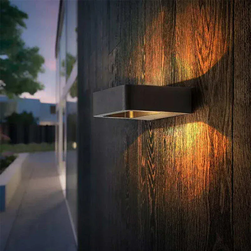 Verthara Premium LED Outdoor Wall Light - Surface Mount - IP65 Waterproof - Aluminium - Black - Modern Garden Lighting