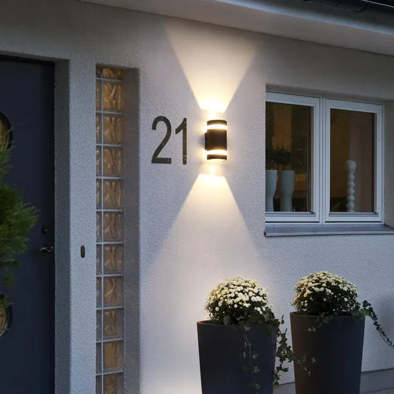 Verthara Premium LED Outdoor Wall Light - Wall-Mounted - IP65 Waterproof - Modern Aluminium Design - Available in 6W and 12W - Black Colour