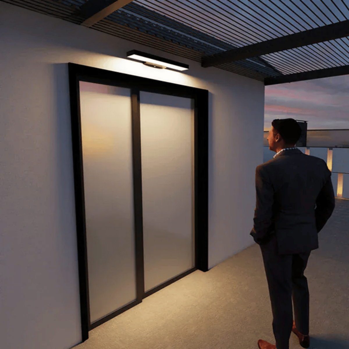 Verthara Premium LED Outdoor Wall Light With Motion Sensor - Wall-Mounted - Weather-Resistant - Modern Black Aluminium - Dusk-to-Dawn Functionality