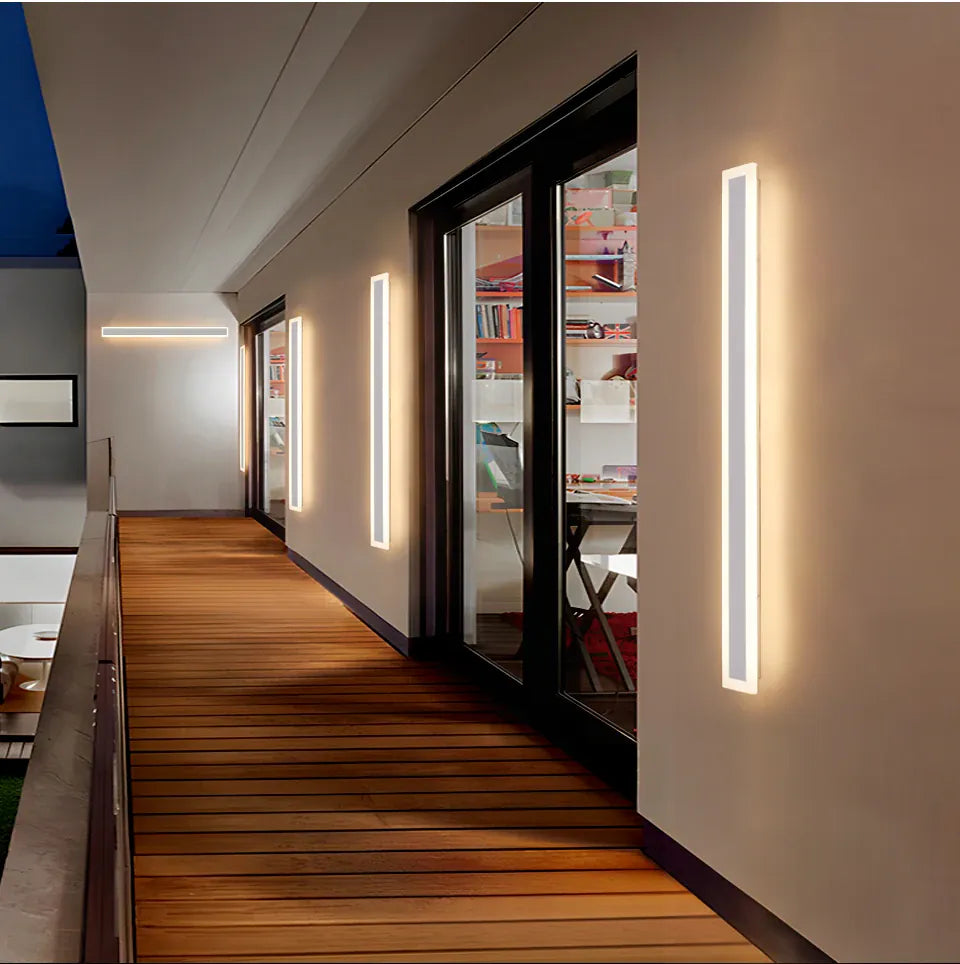Verthara Premium Linear Outdoor Wall Light