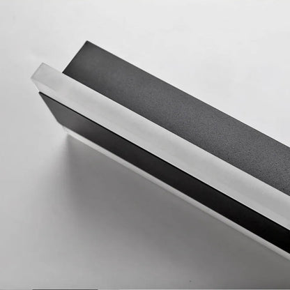 Verthara Premium Long LED Outdoor Wall Sconce