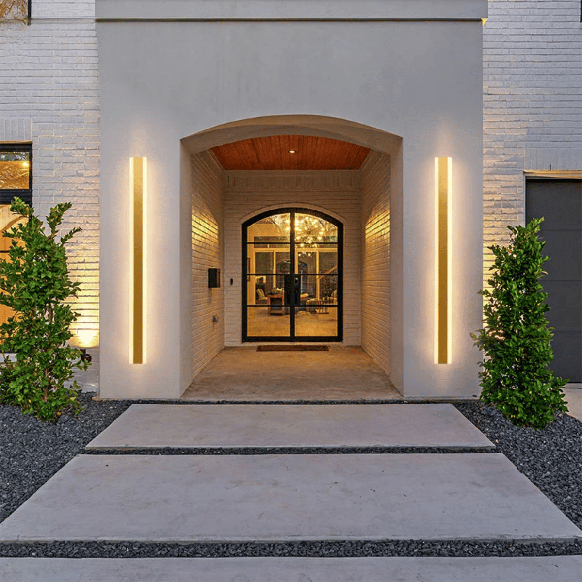 Verthara Premium Long LED Outdoor Wall Sconce