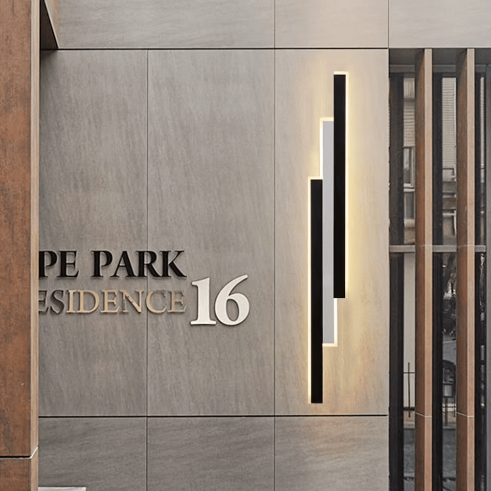 Verthara Premium Long Strip Outdoor Wall Light