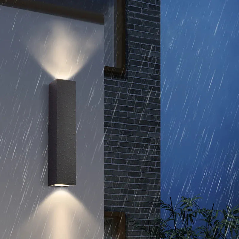 Verthara Premium Modern Aluminium IP67 Outdoor LED Wall Light L30xW8cm  10w / cold white 6000k / black color