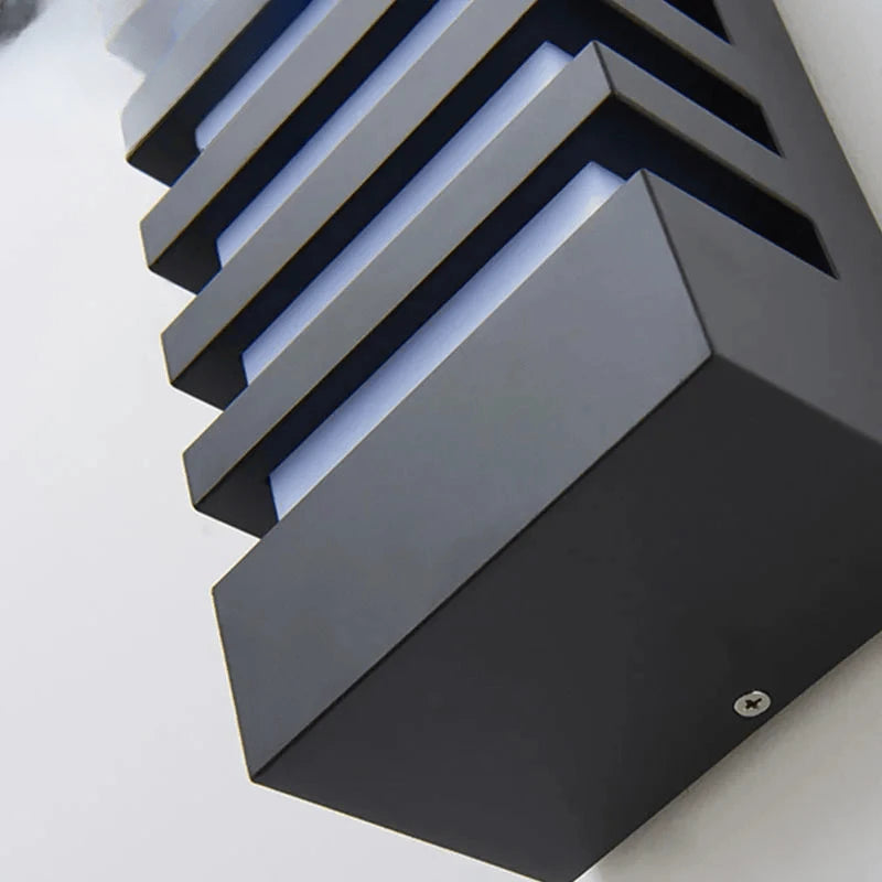 Verthara Premium Modern Aluminium LED Outdoor Wall Light IP54